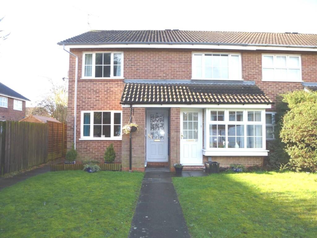 2 bed Annexe for rent in Woodley. From Martyn Russell Property Services - Reading