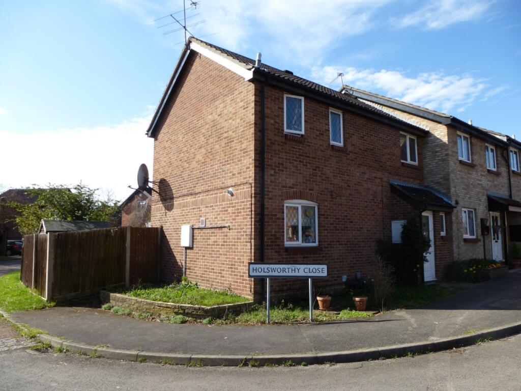 3 bed Semi Detached for rent in Sindlesham. From Martyn Russell Property Services - Reading