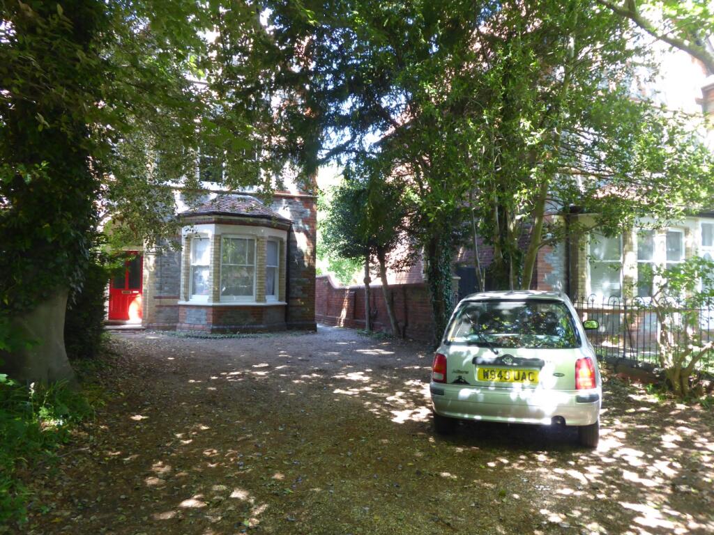 2 bed Apartment for rent in Reading. From Martyn Russell Property Services - Reading 2 bed Apartment for rent in Reading. From Martyn Russell Property Services - Reading
