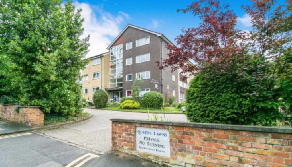 0 bed 1st Floor Flat for rent in Reading. From Martyn Russell Property Services - Reading