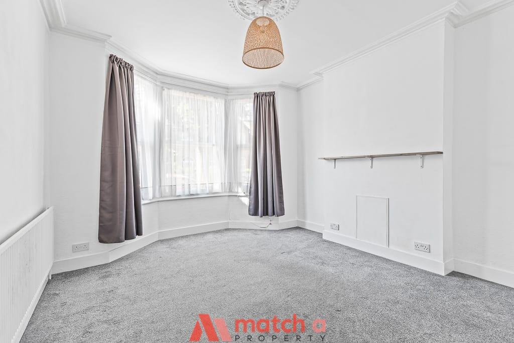 1 bed 1st Floor Flat for rent in Brentford. From matchaproperty