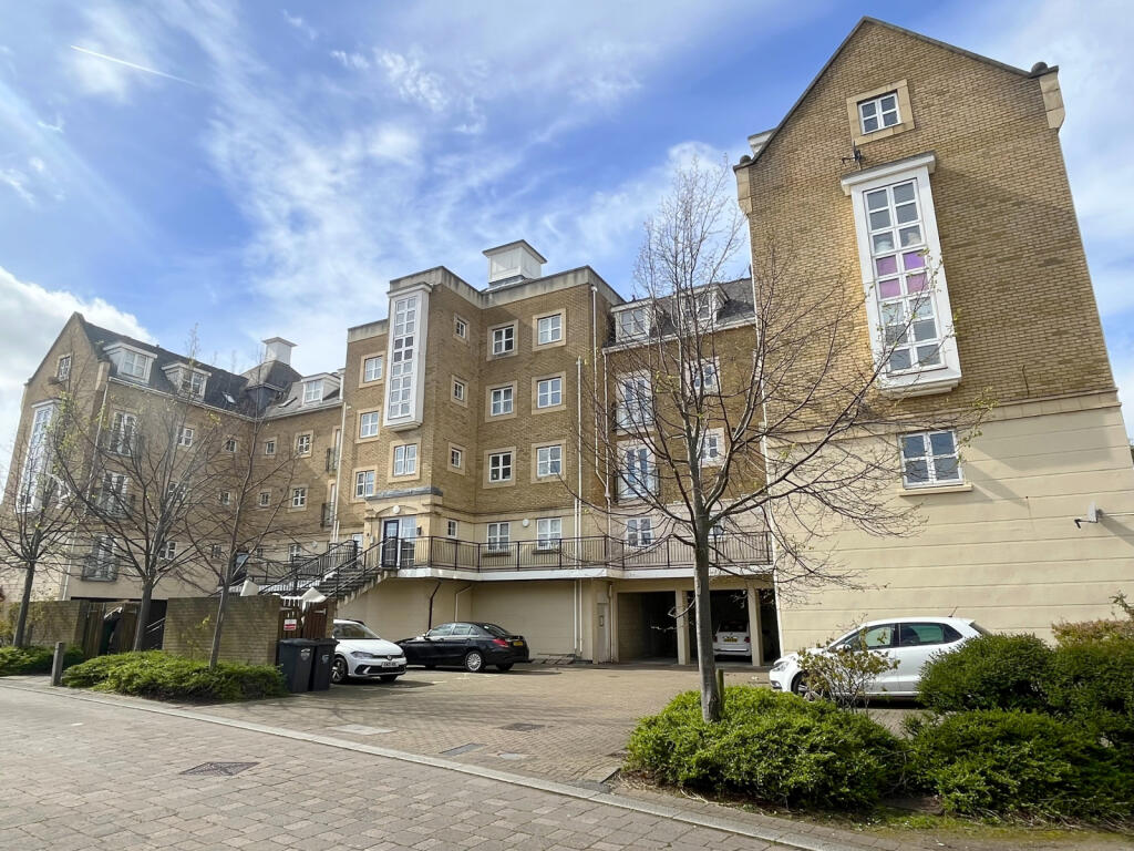 2 bed Flat for rent in Stone. From McConnells - Dartford