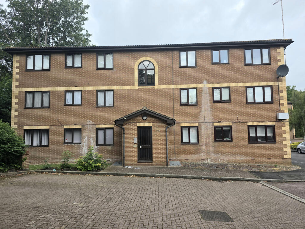 1 bed 1st Floor Flat for rent in Stone. From McConnells - Dartford 1 bed 1st Floor Flat for rent in Stone. From McConnells - Dartford