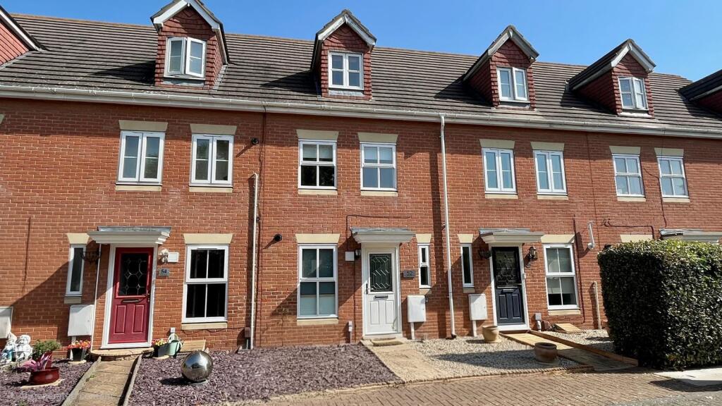 3 bed Mid Terraced House for rent in Chatham. From McConnells - Dartford 3 bed Mid Terraced House for rent in Chatham. From McConnells - Dartford