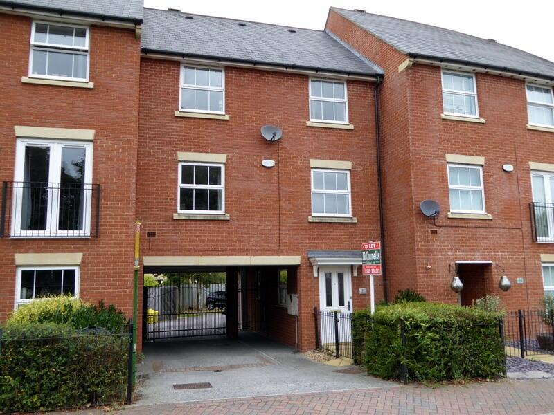 3 bed Mid Terraced House for rent in Hawley. From McConnells - Dartford 3 bed Mid Terraced House for rent in Hawley. From McConnells - Dartford