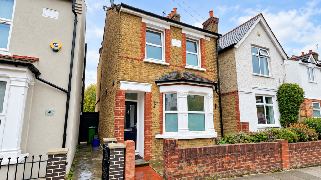 3 bed Detached for rent in Ruxley. From McConnells - Dartford 3 bed Detached for rent in Ruxley. From McConnells - Dartford