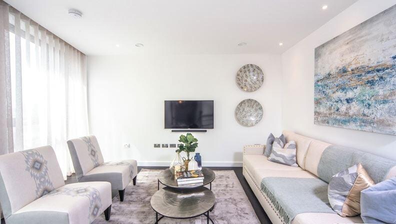 2 bed Apartment for rent in London. From McGlashans Property Services