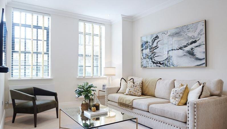 2 bed 1st Floor Flat for rent in London. From McGlashans Property Services