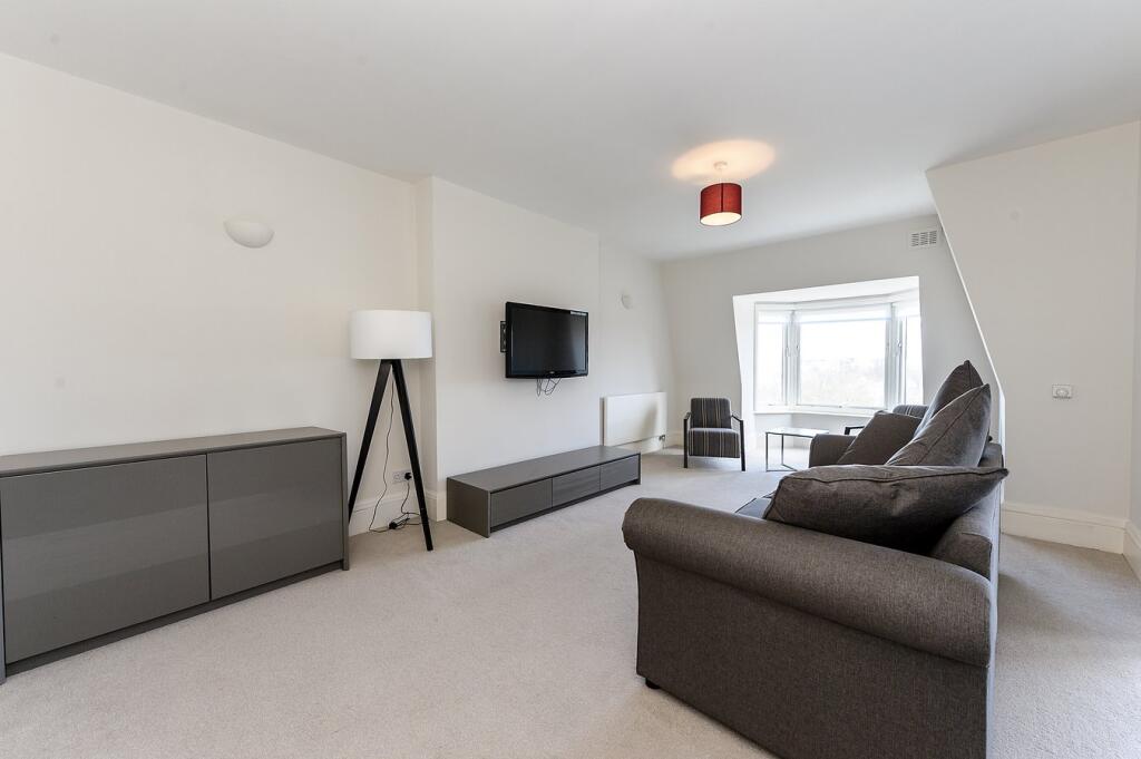 4 bed Apartment for rent in London. From McGlashans Property Services