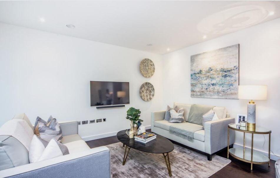 2 bed Not Specified for rent in London. From McGlashans Property Services