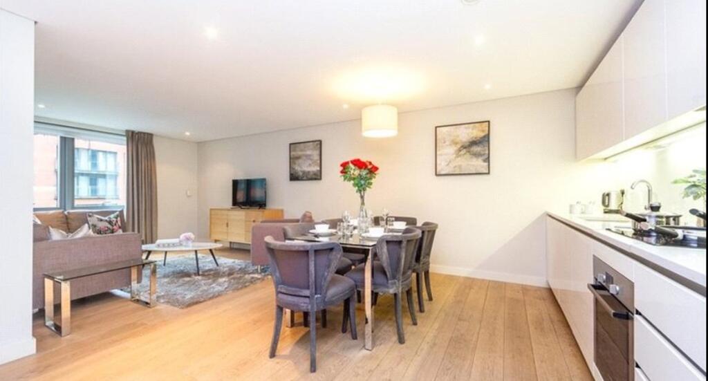 3 bed Apartment for rent in London. From McGlashans Property Services