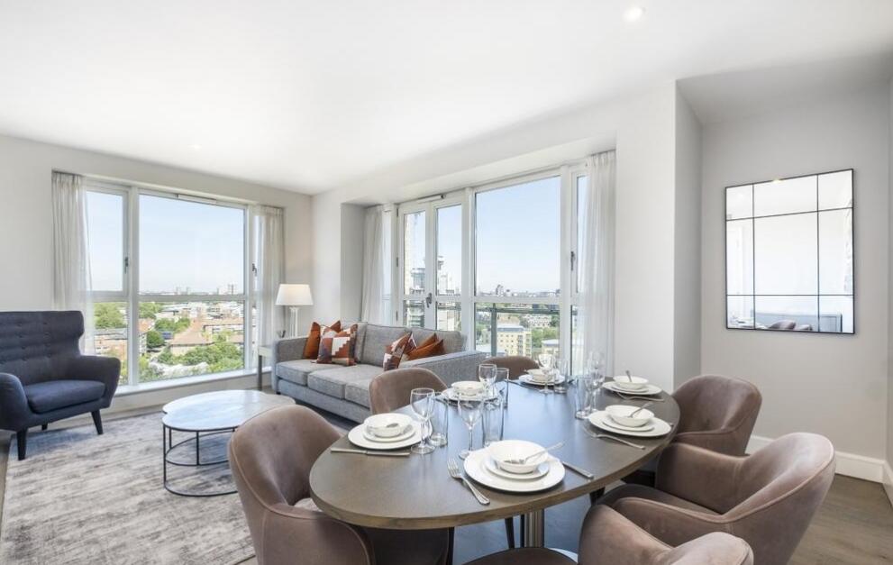 2 bed Apartment for rent in London. From McGlashans Property Services