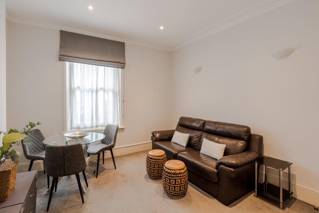1 bed Apartment for rent in London. From McGlashans Property Services