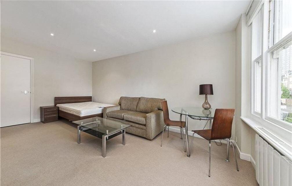 4 bed 1st Floor Flat for rent in London. From McGlashans Property Services