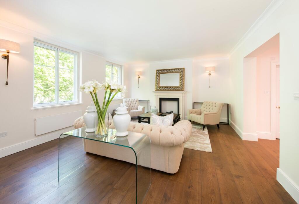 4 bed Apartment for rent in Paddington. From McGlashans Property Services