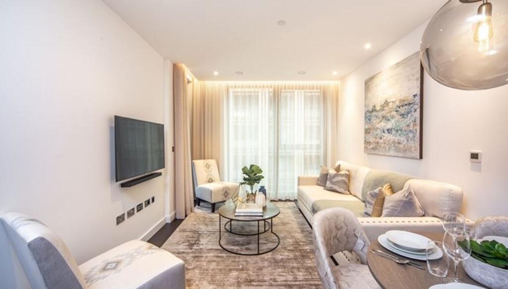 2 bed House (unspecified) for rent in London. From McGlashans Property Services 2 bed House (unspecified) for rent in London. From McGlashans Property Services