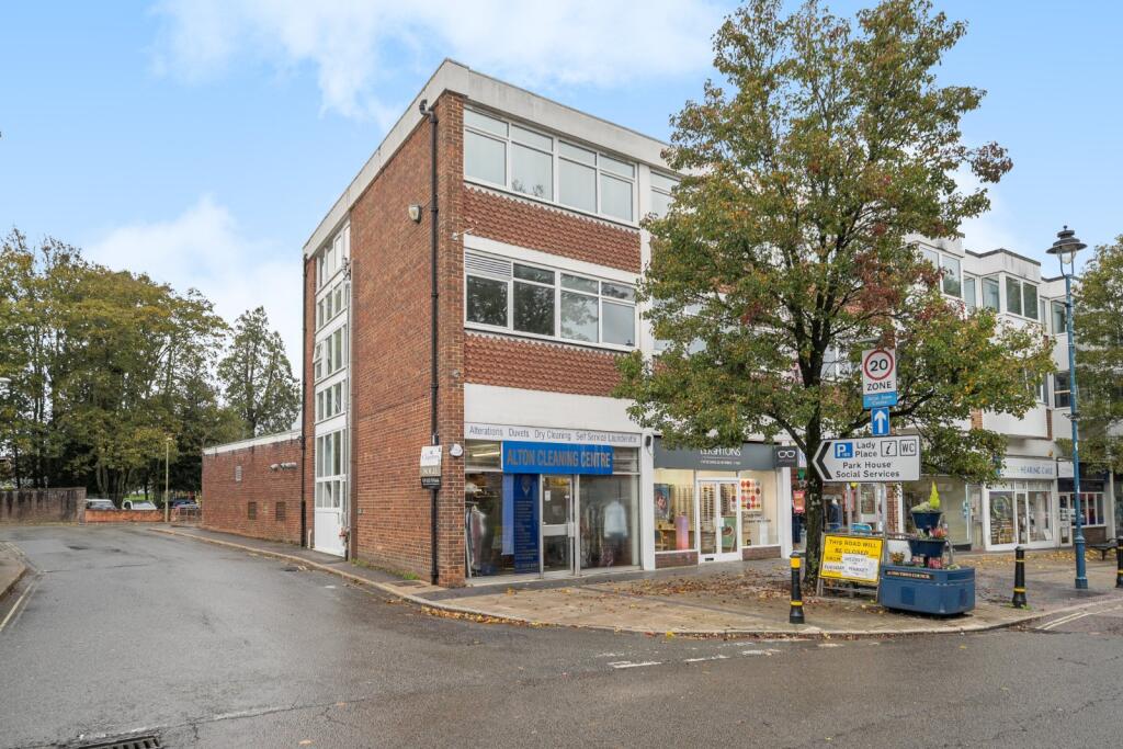 1 bed 1st Floor Flat for rent in Alton. From Charters - Alton