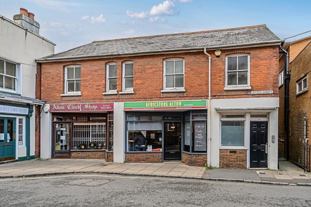 1 bed 1st Floor Flat for rent in Alton. From Charters - Alton 1 bed 1st Floor Flat for rent in Alton. From Charters - Alton
