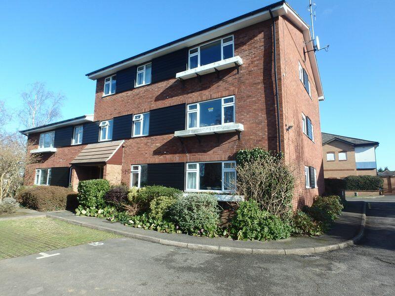 1 bed Flat for rent in Ewell. From Michael Everett Estate Agents