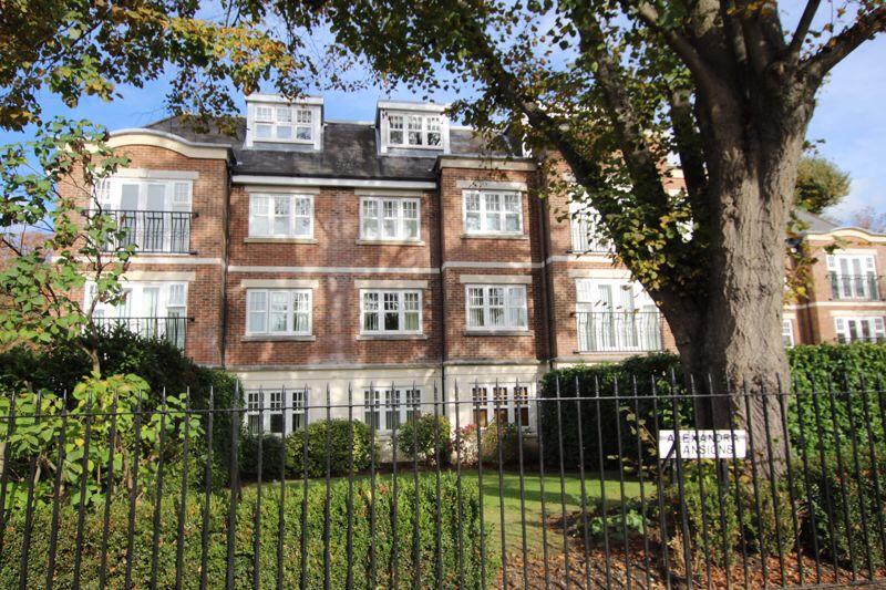 1 bed 1st Floor Flat for rent in Epsom Downs. From Michael Everett & Co - Epsom - Sales & Lettings