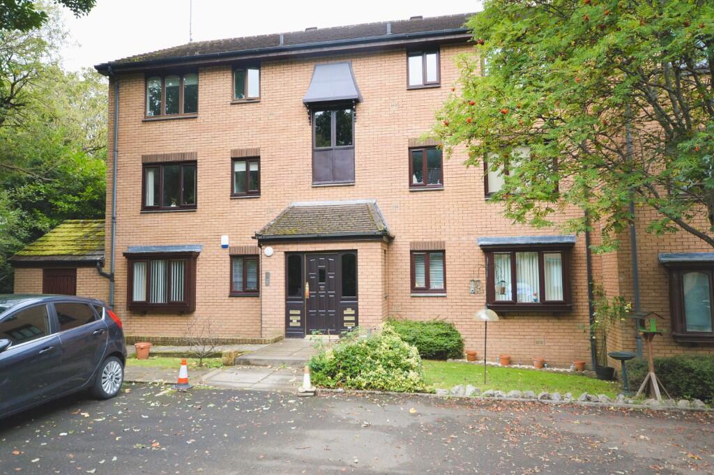 2 bed 1st Floor Flat for rent in Carmunnock. From Chattelle Estates - Glasgow 2 bed 1st Floor Flat for rent in Carmunnock. From Chattelle Estates - Glasgow