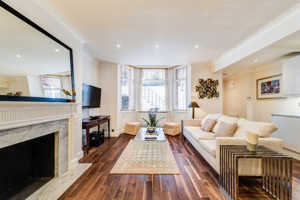 1 bed 1st Floor Flat for rent in Chelsea. From Milton Stone - London