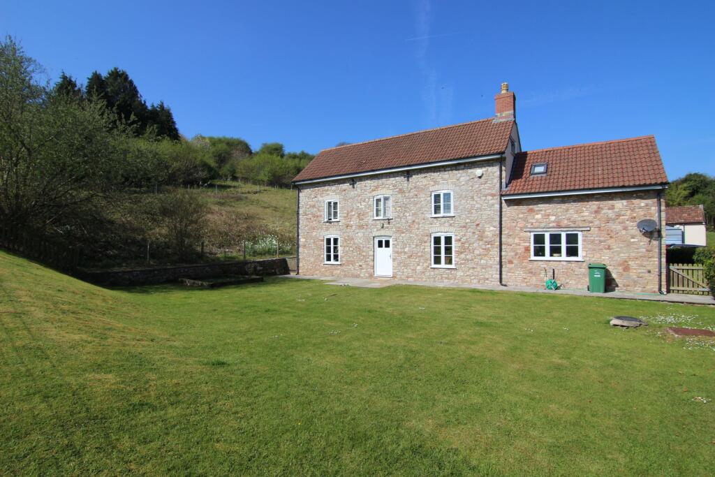 5 bed Detached for rent in Bristol. From Cherry Tree Estates - Chew Magna 5 bed Detached for rent in Bristol. From Cherry Tree Estates - Chew Magna