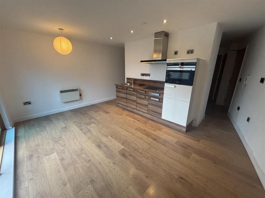 1 bed Apartment for rent in Sheffield. From Moss Properties - Doncaster