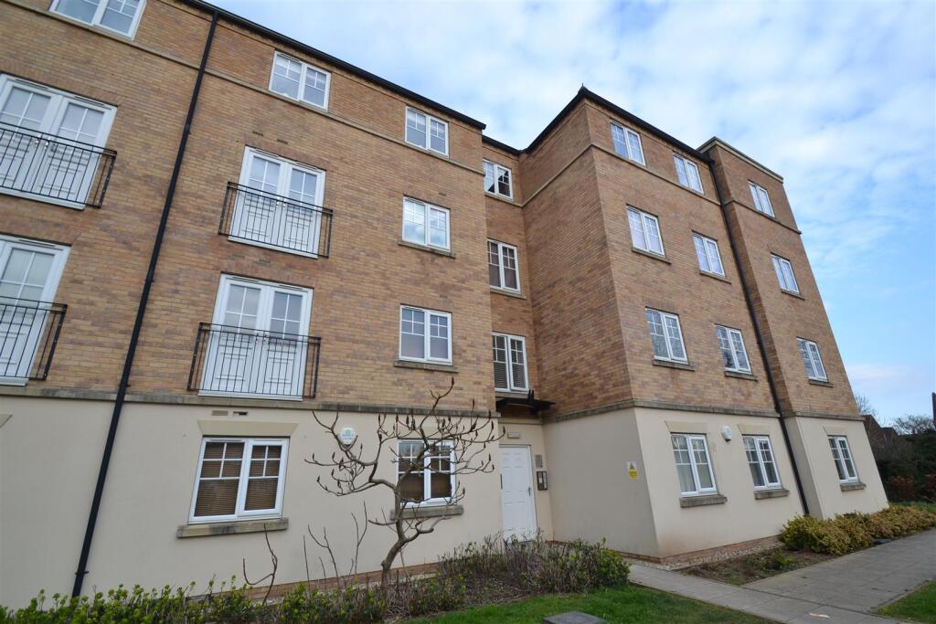 2 bed 1st Floor Flat for rent in York. From Moss Properties - Doncaster