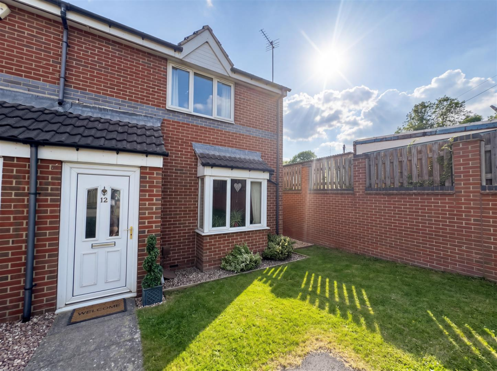 2 bed End of Terrace for rent in Warmsworth. From Moss Properties - Doncaster 2 bed End of Terrace for rent in Warmsworth. From Moss Properties - Doncaster