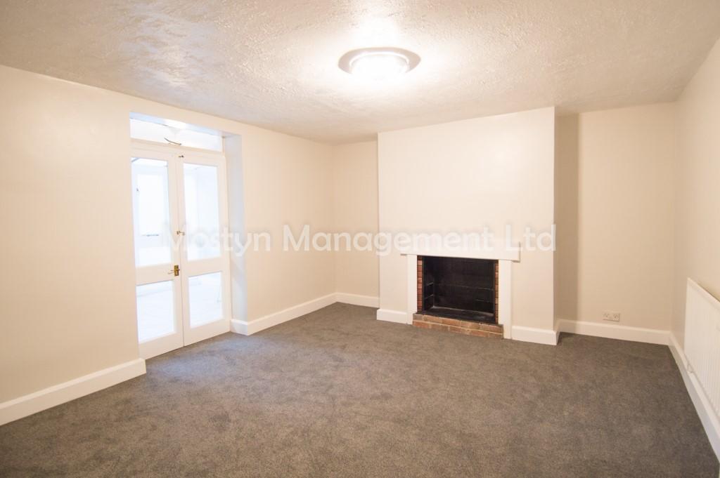 2 bed 1st Floor Flat for rent in Wimbledon. From Mostyn Management - Wimbledon 2 bed 1st Floor Flat for rent in Wimbledon. From Mostyn Management - Wimbledon