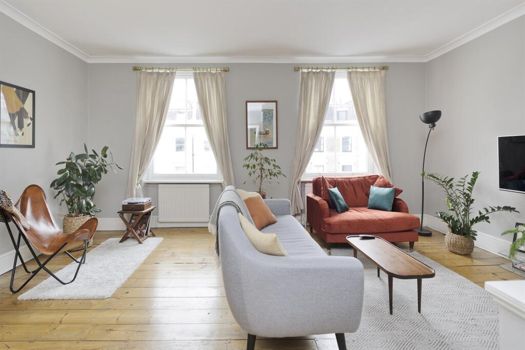 2 bed 1st Floor Flat for rent in Kensington. From Mountgrange Heritage - Notting Hill