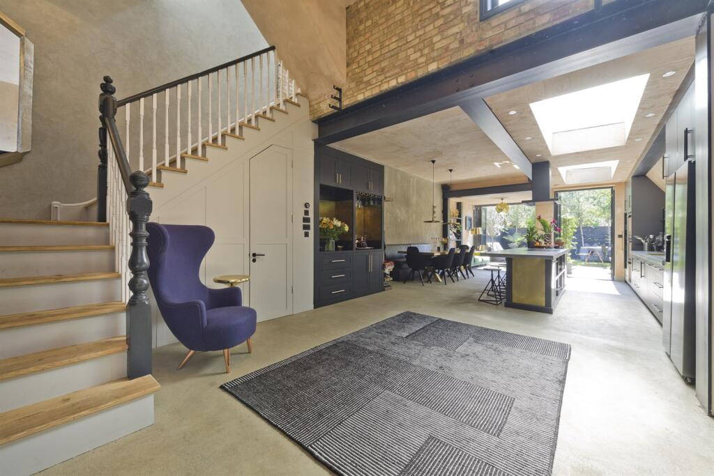 4 bed Not Specified for rent in Willesden. From Mountgrange Heritage - Notting Hill 4 bed Not Specified for rent in Willesden. From Mountgrange Heritage - Notting Hill