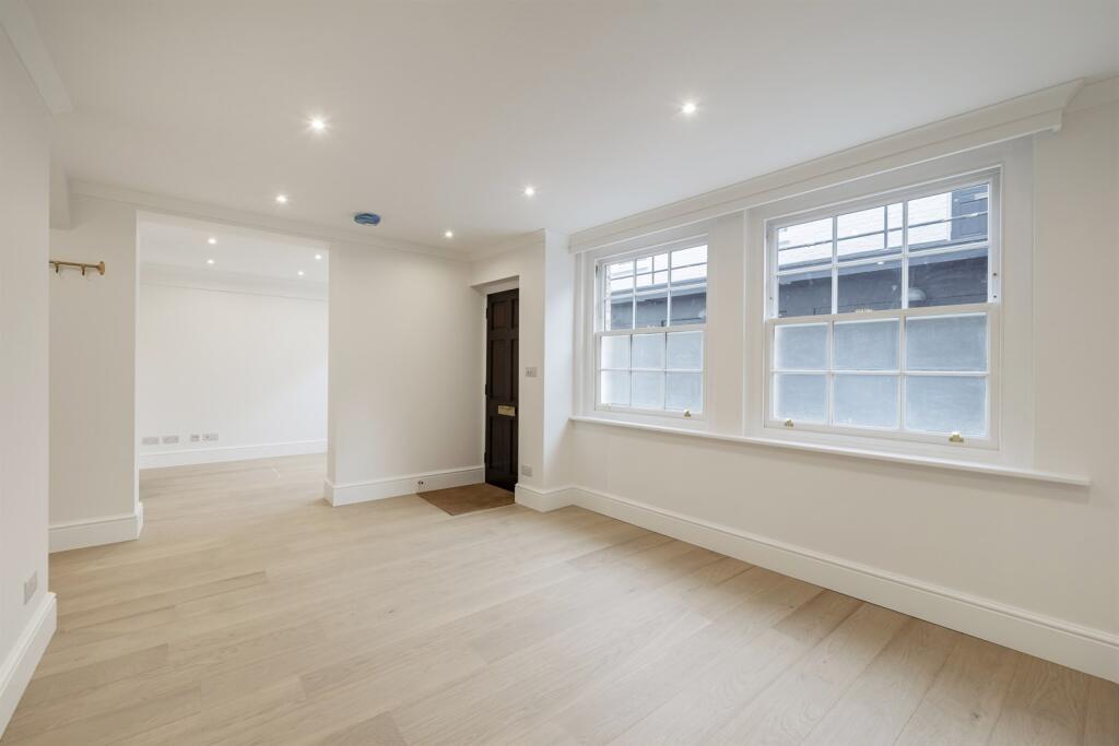 2 bed Mews for rent in London. From Mountgrange Heritage - Notting Hill 2 bed Mews for rent in London. From Mountgrange Heritage - Notting Hill