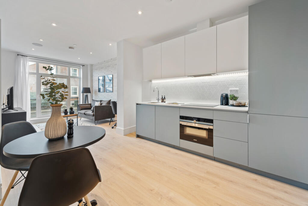 1 bed Apartment for rent in Chertsey. From Moveli - London