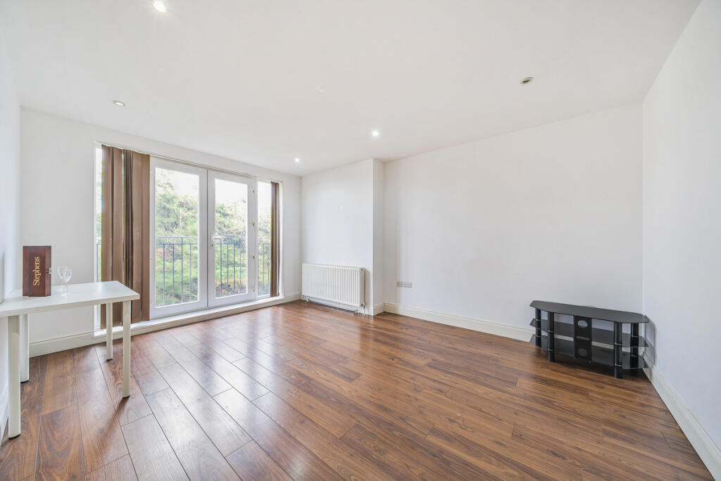 2 bed 1st Floor Flat for rent in Stanmore. From Moveli - London