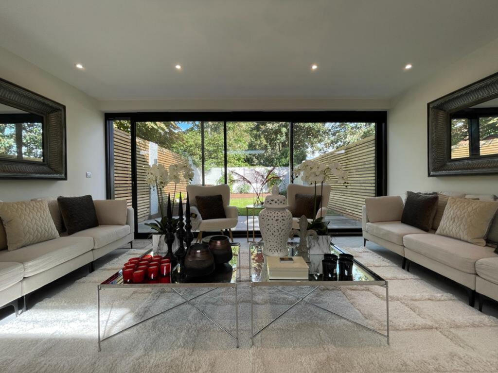 3 bed Detached bungalow for rent in Maidenhead. From Moveli - London 3 bed Detached bungalow for rent in Maidenhead. From Moveli - London