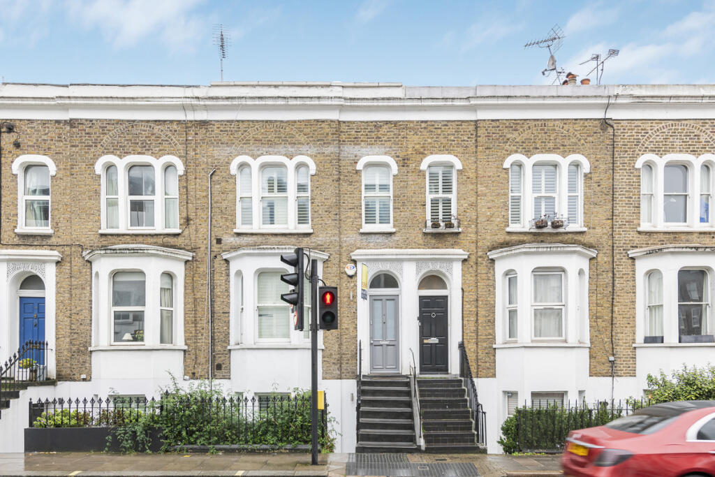 4 bed Mid Terraced House for rent in Fulham. From Moveli - London 4 bed Mid Terraced House for rent in Fulham. From Moveli - London