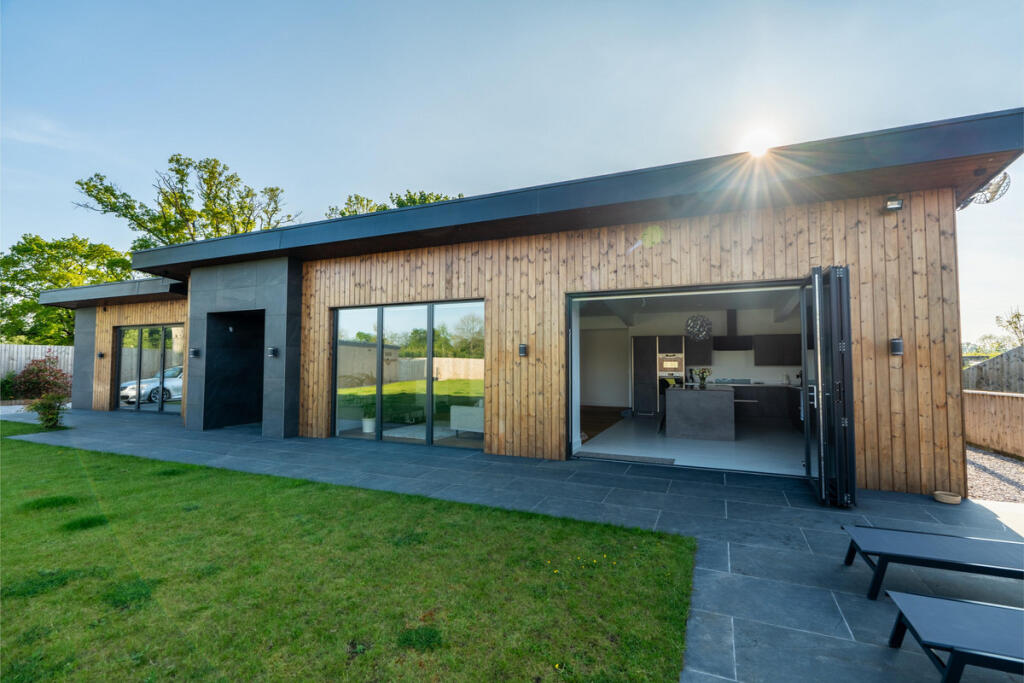 4 bed Detached for rent in Plymtree. From Moveli - London