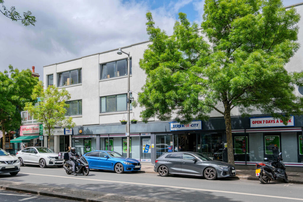 1 bed Apartment for rent in Twickenham. From Moveli - London 1 bed Apartment for rent in Twickenham. From Moveli - London