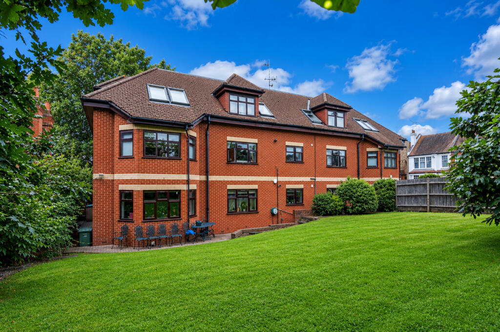 1 bed 1st Floor Flat for rent in Finchley. From Moveli - London