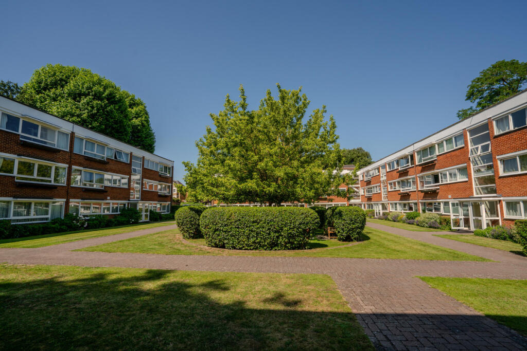 2 bed Apartment for rent in Richmond. From Moveli - London