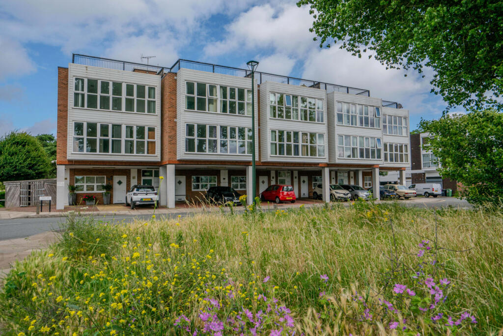 2 bed Apartment for rent in Richmond. From Moveli - London