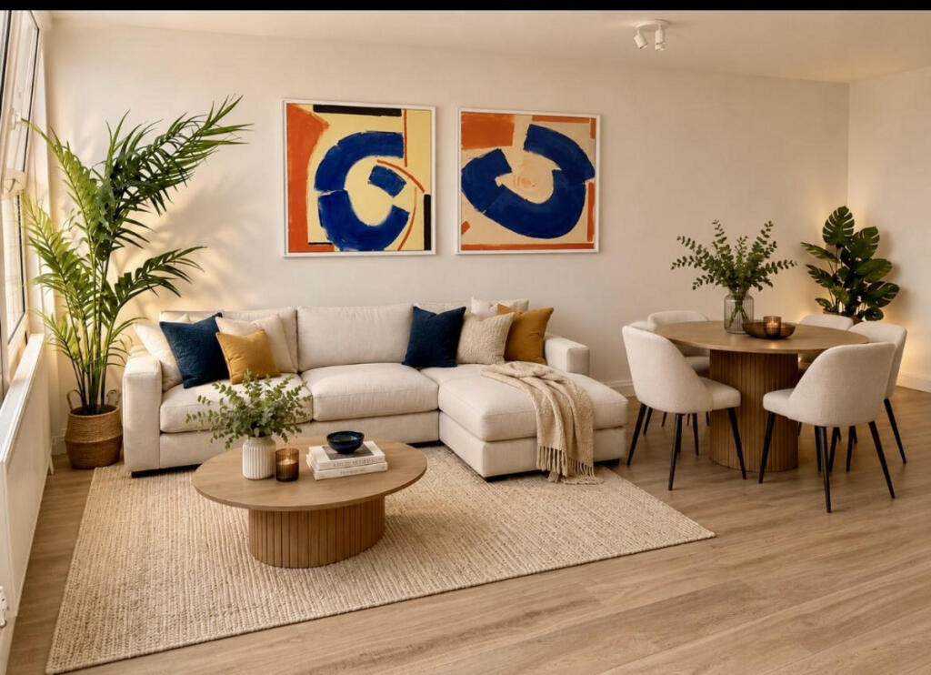 2 bed 1st Floor Flat for rent in London. From Moveli - London