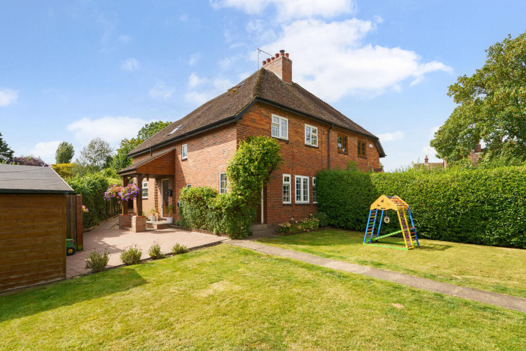 3 bed Semi Detached for rent in Coventry. From Moveli - London 3 bed Semi Detached for rent in Coventry. From Moveli - London