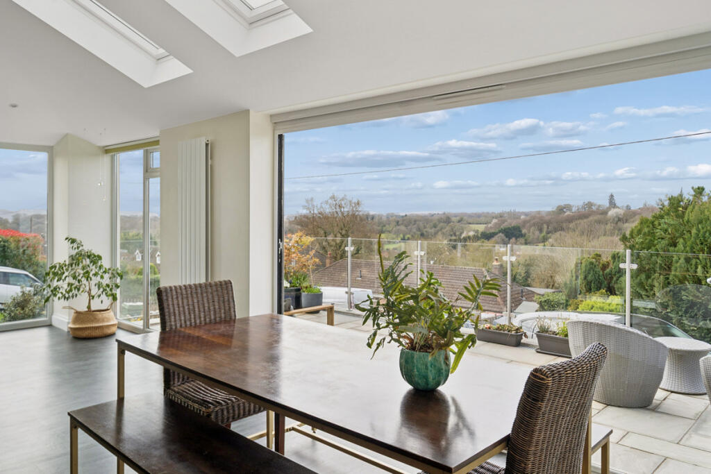 4 bed Detached for rent in Marlow. From Moveli - London