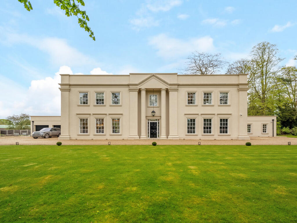 5 bed Detached for rent in Solihull. From Moveli - London 5 bed Detached for rent in Solihull. From Moveli - London