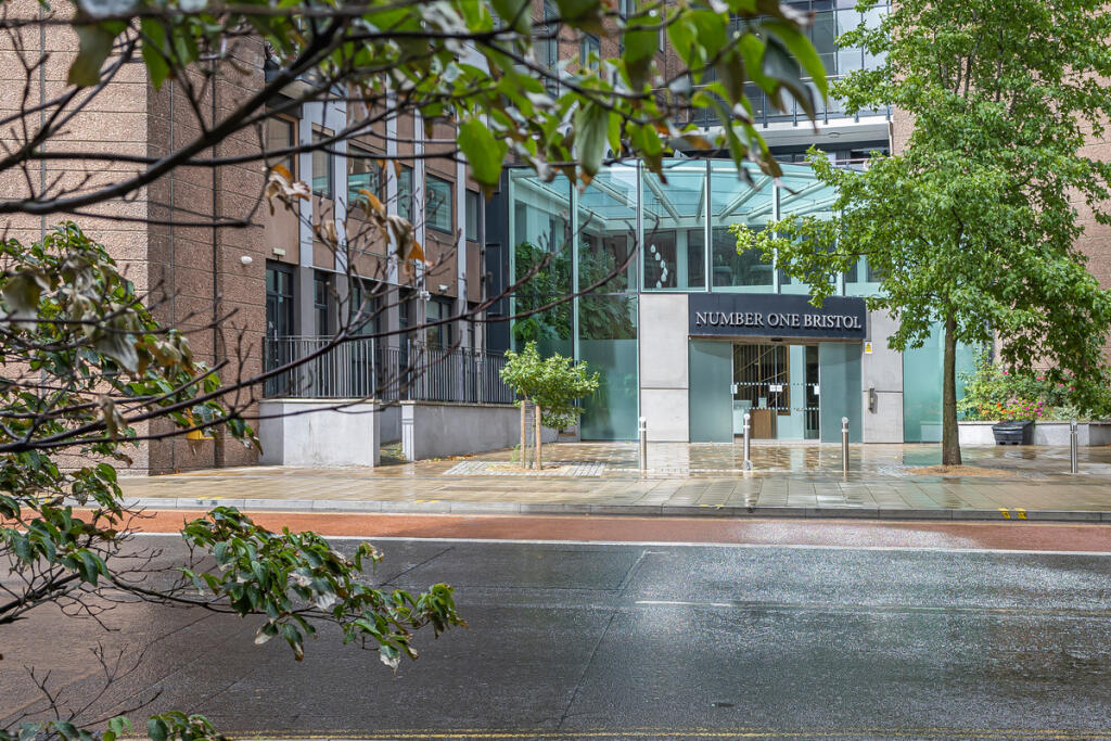 1 bed Apartment for rent in Bristol. From Moveli - London