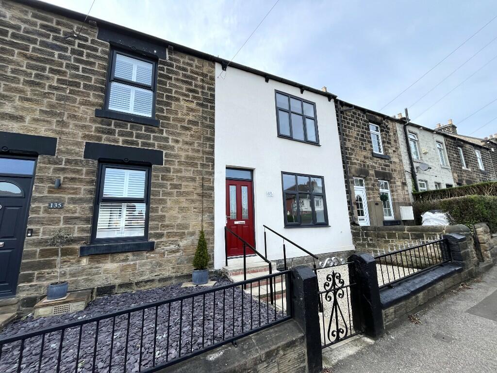 3 bed Mid Terraced House for rent in Barnsley. From MoveNow Properties - Wakefield