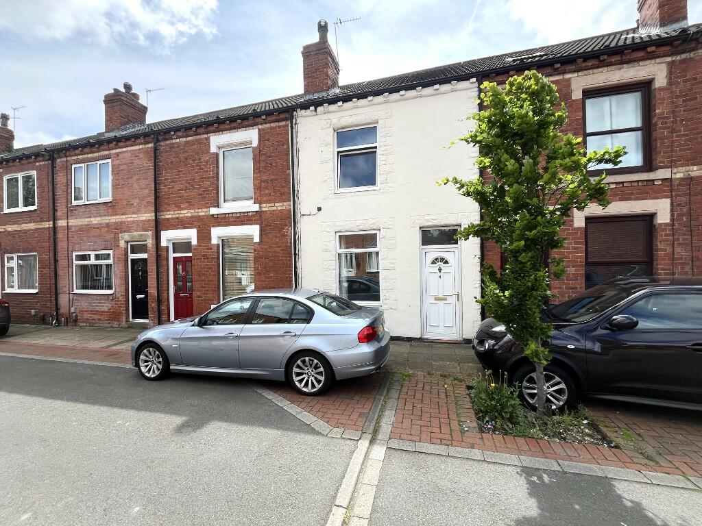 2 bed Mid Terraced House for rent in Castleford. From MoveNow Properties - Wakefield